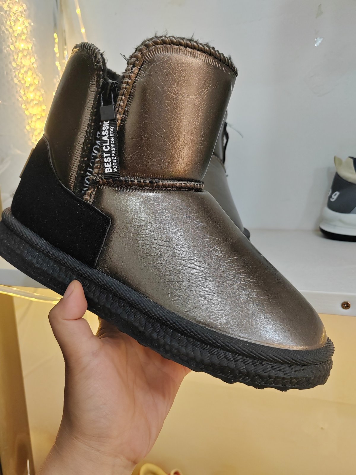 潮款休闲鞋--41码 --编码（103-1）