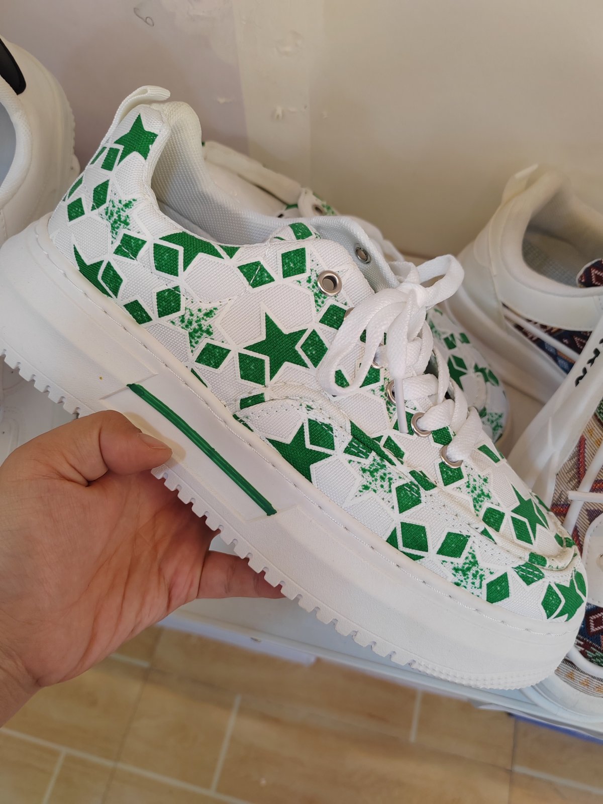 潮款休闲鞋--44码 --编码（118）