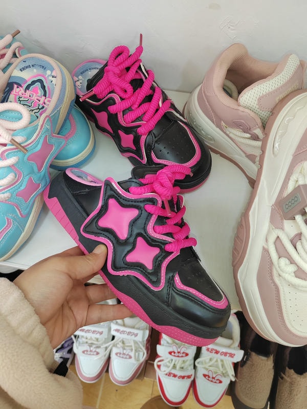 潮款休闲鞋--37码 --编码（9）