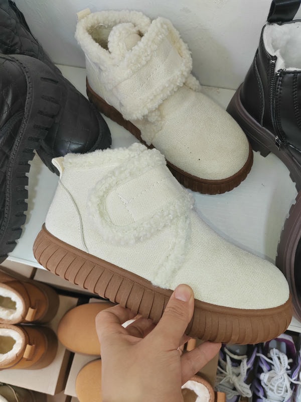 潮款休闲鞋--37码 --编码（12）