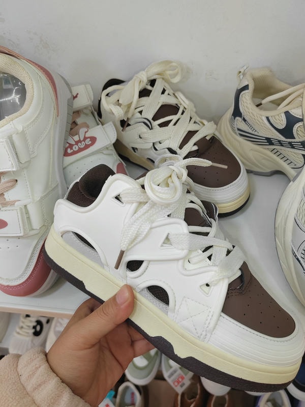 潮款休闲鞋--37码 --编码（19） 这款【偏小一码】