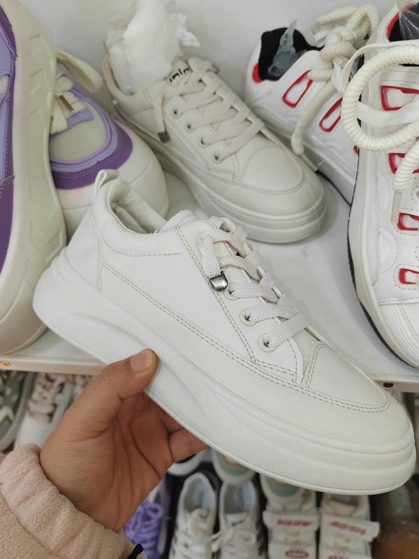 潮款休闲鞋--37码 --编码（22）