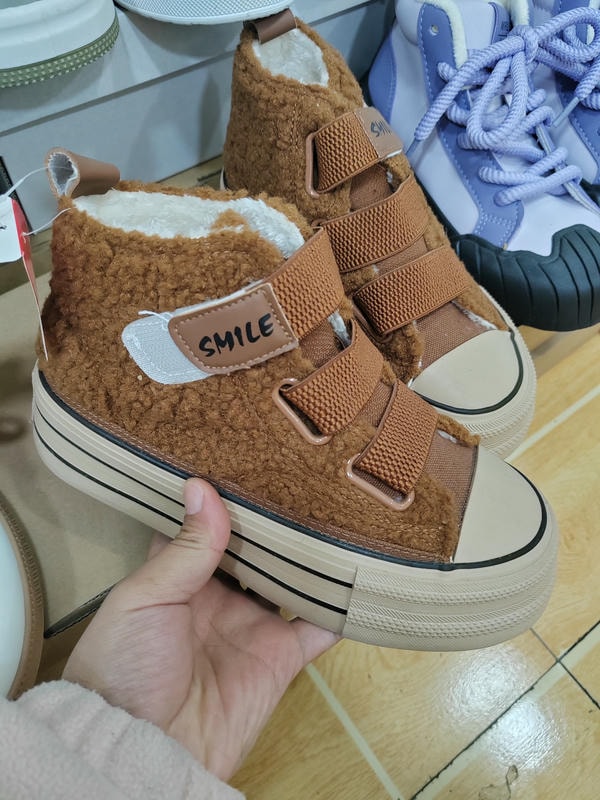 潮款休闲鞋--35码 --编码（39）