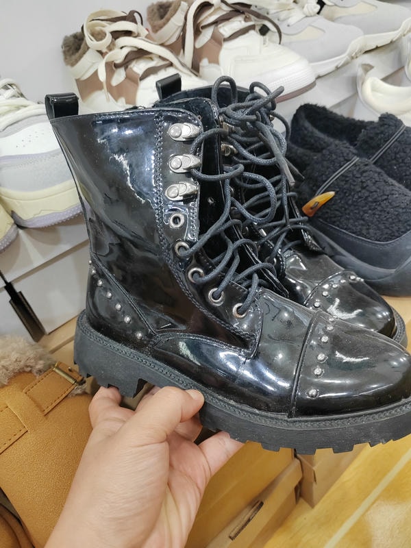 潮款休闲鞋--35码 --编码（43）