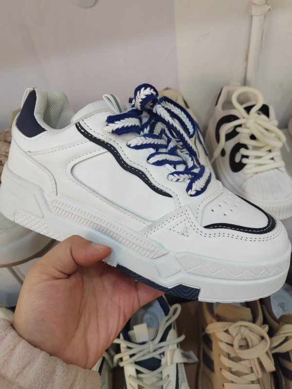 潮款休闲鞋--36码 --编码（53）