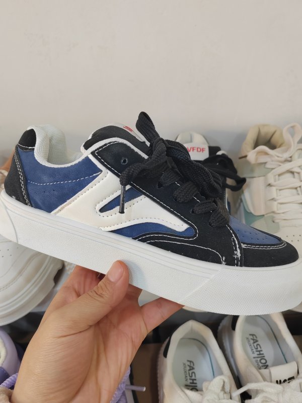 潮款休闲鞋--36码 --编码（57）