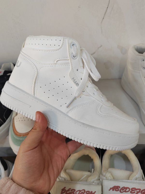 潮款休闲鞋--36码 --编码（59）