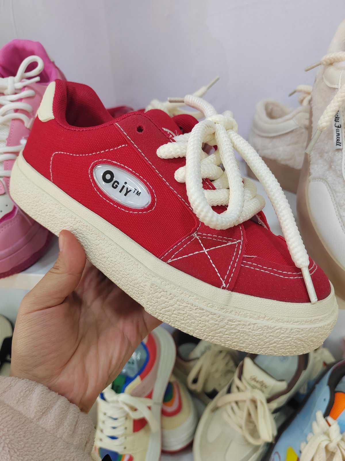 潮款休闲鞋--38码 --编码（66）